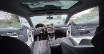 Volkswagen Scirocco III Coupe 1.4 TSI 122KM 2013 Volkswagen Scirocco Volkswagen Scirocco 1.4 TSI Edition 1.4 Benzyna 122KM, zdjęcie 29