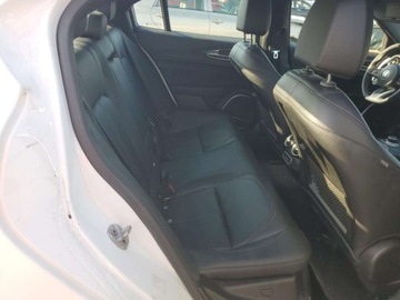 Alfa Romeo Giulia II Sedan Facelifting 2.0 Turbo 280KM 2022 Alfa Romeo Giulia 2022 2.0l 2.0 Benzyna 280KM, zdjęcie 10