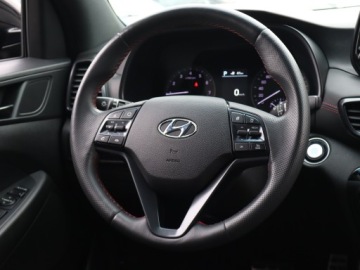Hyundai Tucson III SUV Facelifting 1.6 T-GDi 177KM 2020 Hyundai Tucson 1.6 T-GDI, Salon Polska, zdjęcie 17