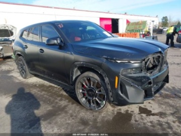 BMW XM 2024 BMW XM 2024 4.4l 4.4 Benzyna 483KM, zdjęcie 6