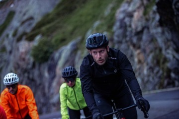 Rogelli DISTANCE - мужской дождевик