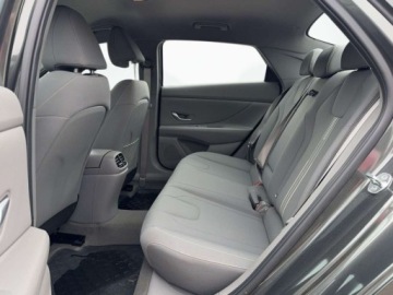 Hyundai Elantra VII Sedan 1.6 MPI 123KM 2021 Hyundai Elantra Salon Pl, FV23, Kamera cofania, App connect. 1.6 Benzyna, zdjęcie 10