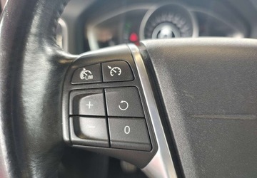 Volvo V60 I Kombi Facelifting 2.0 D3 DRIVE-E 150KM 2015 Volvo V60 Volvo V60 I Zadbane Zarejestrowane 2.0 Diesel 150KM, zdjęcie 16