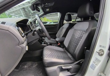 Volkswagen T-Roc I SUV Facelifting 1.5 TSI ACT 150KM 2023 Volkswagen T-Roc Salon PL R-Line DSG CarPlayAndroid Auto LED Keyless Kamera, zdjęcie 7