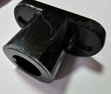 ADAPTER NOŻA (wysokość 47 mm / wał 22 mm)