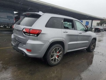 Jeep Grand Cherokee IV 2017 Jeep Grand Cherokee SRT-8 2017 6.4l 6.4 Benzyna 475KM, zdjęcie 3