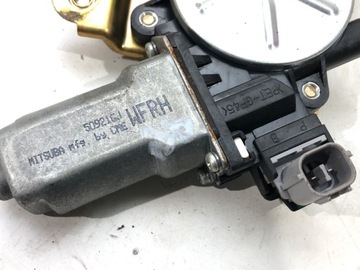 ZVEDÁK OKNO PRAVÝ PŘEDNÍ SUBARU TRIBECA SUV