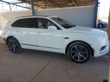 Bentley Bentayga 2018 Bentley Bentayga 2018 6.0l 6.0 Benzyna 600KM, zdjęcie 4
