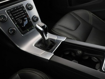 Volvo V60 I Kombi Facelifting 2.0 D2 DRIVE-E 120KM 2017 Volvo V60 skóra klima auto navi czujniki, zdjęcie 27