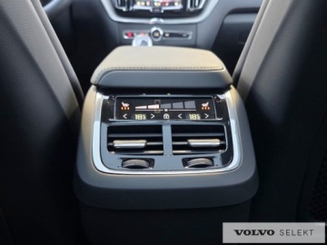 Volvo XC60 II 2024 Volvo XC 60 FV23 Ultra Dark B5 250KM AWD ACC BLIS, zdjęcie 34