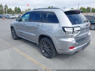 Jeep Grand Cherokee IV 2019 Jeep Grand Cherokee High Altitude 2019 5.7 Benzyna 360KM, zdjęcie 3