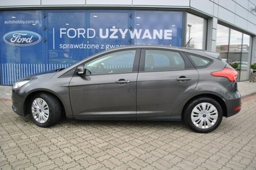 Ford Focus III Hatchback 5d facelifting 1.5 TDCi 95KM 2018 Ford Focus Hatchback Trend 1,5 TDCi 95KM ASO Forda, zdjęcie 4