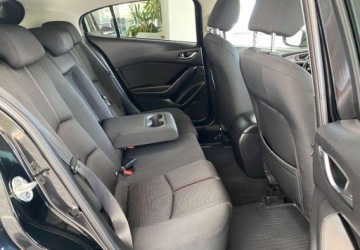 Mazda 3 III Hatchback Facelifting 2.0 SKYACTIV-G 120KM 2018 Mazda 3 Gwarancja Bezwypadkowy Oplacony 2.0 Benzyna 120KM, zdjęcie 8