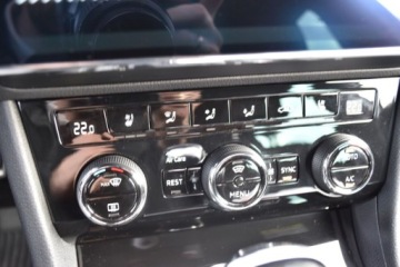 Skoda Superb III Kombi Facelifting 2.0 TSI 190KM 2023 Skoda Superb SalonPL 2.0TSI 190KM DSG COMBI LK Kessy ACC Podg.szyba Canton, zdjęcie 22