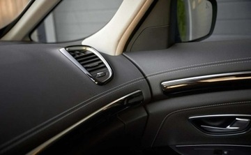 Renault Espace V Van 1.6 Energy TCe 200KM 2016 Renault Espace Renault Espace 1.6 TCE Initiale Paris EDC 7os 1.6 Benzyna, zdjęcie 29