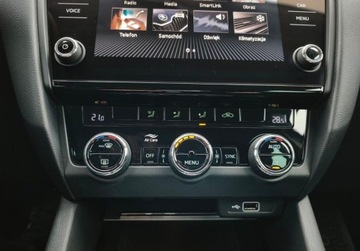 Skoda Octavia III Liftback Facelifting 1.4 TSI 150KM 2018 Skoda Octavia Ambition Pakiet Amazing, FV 23, Tempomat, Czujniki parkowan, zdjęcie 25