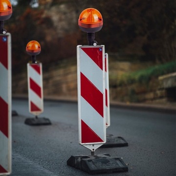 СИГНАЛЬНАЯ ЛАМПА ПЕТУХ СВЕТОДИОДНАЯ 12В 24В МИГАЮЩАЯ БОЛЬШАЯ