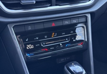 Volkswagen T-Roc I SUV Facelifting 1.5 TSI ACT 150KM 2023 Volkswagen T-Roc 1.5 Benzyna 150KM, zdjęcie 21