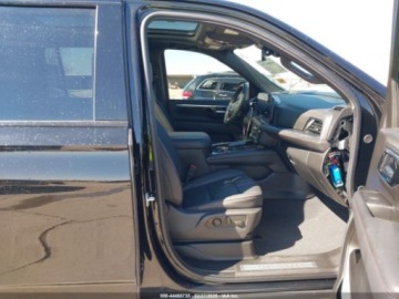 Chevrolet Suburban GMT900 2025 Chevrolet Suburban RST 2025 5.3 Benzyna 355KM, zdjęcie 9