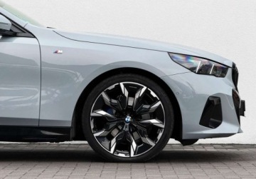 BMW Seria 5 G90-91 Touring 2.0 520d 197KM 2024 BMW Seria 5 I wlasciciel M Pro 360 Hak Gwarancja Bezwypadkowy FVAT23, zdjęcie 10