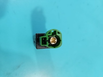 HNÍZDO USB SKODA KAROQ 5Q0035726E