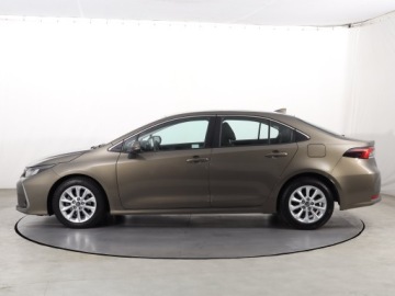 Toyota Corolla XII Sedan 1.8 Hybrid 122KM 2019 Toyota Corolla 1.8 Hybrid, Salon Polska, zdjęcie 2
