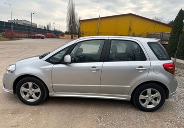 Suzuki SX4 I Sedan 1.6 VVT 120KM 2010 Suzuki SX4 Suzuki SX4 1.6 Benzyna 120KM, zdjęcie 14