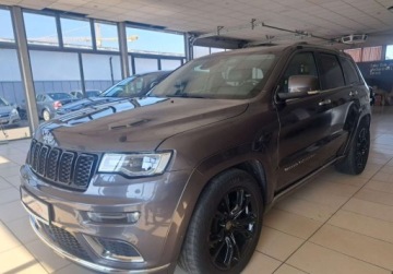 Jeep Grand Cherokee IV Terenowy Facelifting 2016 3.0 CRD 250KM 2017 Jeep Grand Cherokee 3.0 CRD 250KM OVERLAND SUMMIT Krajowy Bogata wersja I, zdjęcie 1
