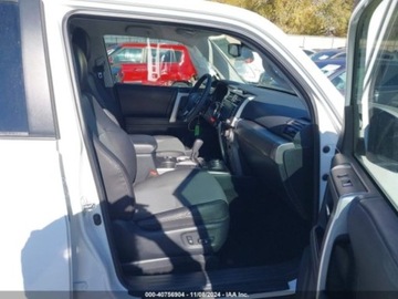 Toyota 2022 Toyota 4-Runner SR5 PREMIUM 4x4, od ubezpieczalni 4.0 Benzyna 270KM, zdjęcie 8