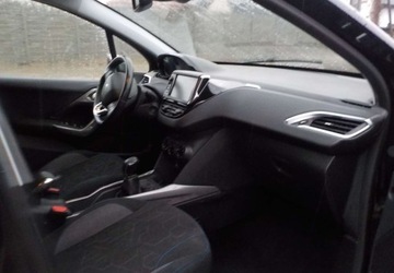 Peugeot 2008 I SUV Facelifting 1.2 PureTech 82KM 2018 Peugeot 2008 Okazja 1.2 Benzyna 82KM, zdjęcie 22