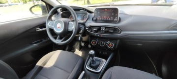 Fiat Tipo II Hatchback 1.4 95KM 2018 Fiat Tipo Bogata wersja, stan bardzo dobry., zdjęcie 8