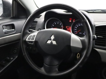 Mitsubishi Lancer IX Sportback Facelifting 1.6 MIVEC 117KM 2015 Mitsubishi Lancer 1.6 MIVEC, Salon Polska, Klima, zdjęcie 18