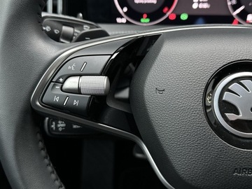 Skoda Superb III Kombi Facelifting 1.5 TSI 150KM 2024 Skoda Superb 1.5TSI 150KM Selection DSG l LED Matr, zdjęcie 19