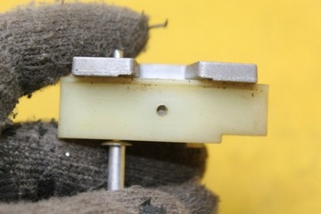НАТЯЖИТЕЛЬ ГРМ 06F109217A BPJ A4 A6 C6 2.0 TFSI