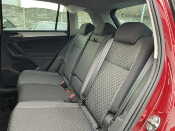 Volkswagen Tiguan II SUV 2.0 TDI 150KM 2018 Volkswagen Tiguan 4Motion Klimatronik Aktywny temp, zdjęcie 10