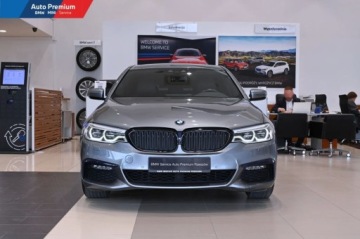 BMW Seria 5 G30-G31 Limuzyna 540i 340KM 2019 BMW Seria 5 540i xDriveFV23Adaptacyjny Reflektor LEDLED Fog lights 3.0, zdjęcie 1