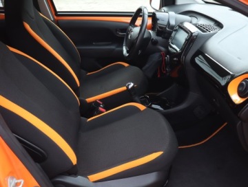 Toyota Aygo II Hatchback 3d Facelifting 1.0 VVT-i 72KM 2019 Toyota Aygo 1.0 VVT-i, Salon Polska, GAZ, Klima, zdjęcie 8