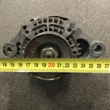 ГЕНЕРАТОР ПЕРЕМЕННОГО ТОКА KUBOTA D722 D1005 V1405 V1305 V1505 DENSO 16241-64011 12V