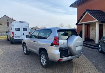 Toyota Land Cruiser VII Terenowy 3d 2.8 D-4D 177KM 2020 Toyota Land Cruiser Toyota Land Cruiser LC 2.8 D-4D Entry 2.8 Diesel 177KM, zdjęcie 6