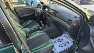 Toyota Corolla VIII Kombi 1.4 VVti 97KM 2002 Toyota Corolla Salon Polska, zdjęcie 12