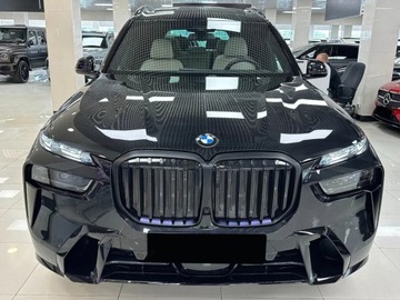 BMW X7 SUV Facelifting 3.0 40i 381KM 2025 BMW X7 xDrive40i Sport Suv 3.0 (381KM) 2025, zdjęcie 4