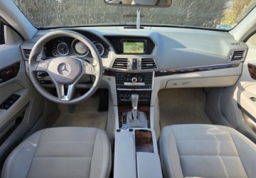 Mercedes Klasa E W212 Coupe 200 CGI BlueEFFICIENCY 184KM 2011 Mercedes-Benz Klasa E Wzorowy E 200 Coupe - 121Tkm - Bezwypadkowy 1.8, zdjęcie 10