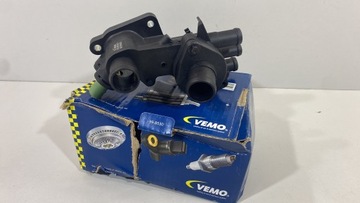 KORPUS TERMOSTATU VEMO SEAT SKODA VOLKSWAGEN
