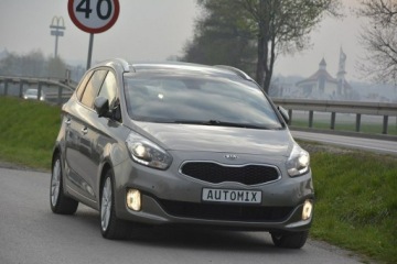 Kia Carens IV Minivan 1.7 VGT CRDi 141KM 2016 Kia Carens 1.7CRDI 7 osobowy nawi kamera skóra, zdjęcie 13