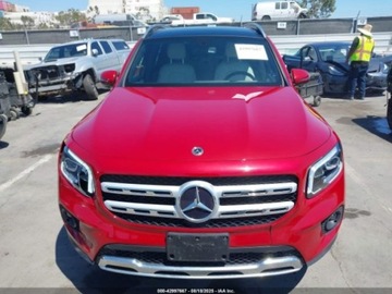 Mercedes GLB 2021 Mercedes-Benz GLB 250 2021 2.0l 2.0 Benzyna 221KM, zdjęcie 7