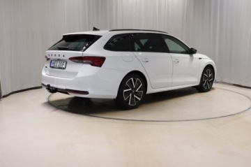 Skoda Octavia IV Kombi 1.5 TSI e-Tec Mild Hybrid 150KM 2026 Skoda Octavia Sportline TSI 2026 1.5 Hybryda 150KM, zdjęcie 3