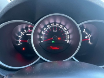 Kia Venga Mikrovan Facelifting 1.4 CRDi 90KM 2017 Kia Venga 1.4 diesel 90 KM 6 biegow zarej w PL zadbany mozliwa zamiana, zdjęcie 9