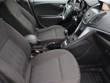 Opel Zafira C Tourer 1.6 CDTI ECOTEC 136KM 2014 Opel Zafira Tourer 1.6 CDTI, Navi, Klima, zdjęcie 8