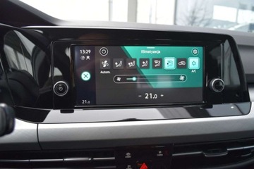 Volkswagen Golf VIII Variant 2.0 TDI 150KM 2022 Volkswagen Golf SalonPL TDI 150KM DSG Pakiety SideAssist Czujniki ACC ALU, zdjęcie 20