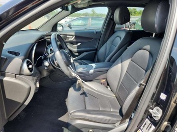 Mercedes GLC C254/X254 2022 Mercedes-Benz GLC 300 4Matic 2022 2.0l 2.0 Benzyna 255KM, zdjęcie 7